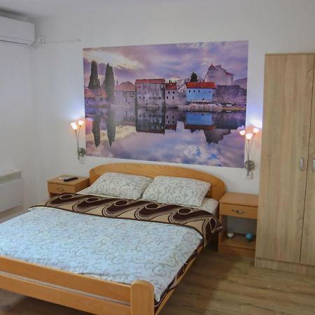 Sobe Mira Διαμέρισμα Τρέμπινιε Εξωτερικό φωτογραφία